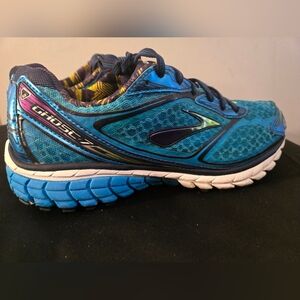 Brooks Ghost 7  Women's Size 9 B Aqua Blue Running Shoes
